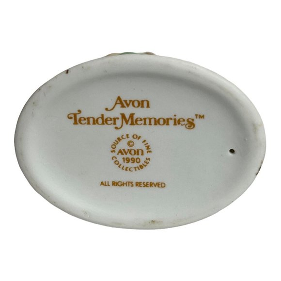 Tender Memories 1990 Figurine God Bless My Dolly Christmas Birthday Avon - Picture 5 of 5
